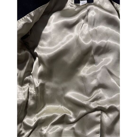 J. Crew schoolboy navy blue wool blend blazer 4 Gold accent buttons - Picture 6 of 12